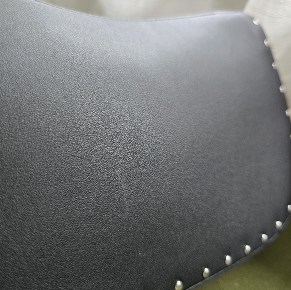 Coach Swinger with Rivets - Picture 8 of 9